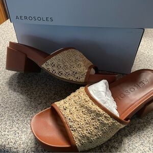 Aerosoles Women's Tan and Cream Sandals